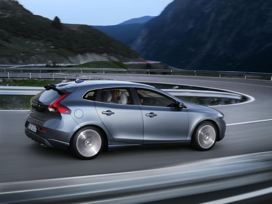  Volvo V40 2012 года  (фото 113 из 183)